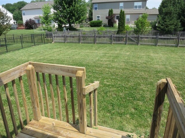 Building Photo - 6702 Meadow View Ct