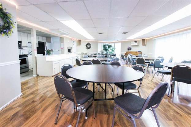 Building Photo - 4210 Ironwood Cir