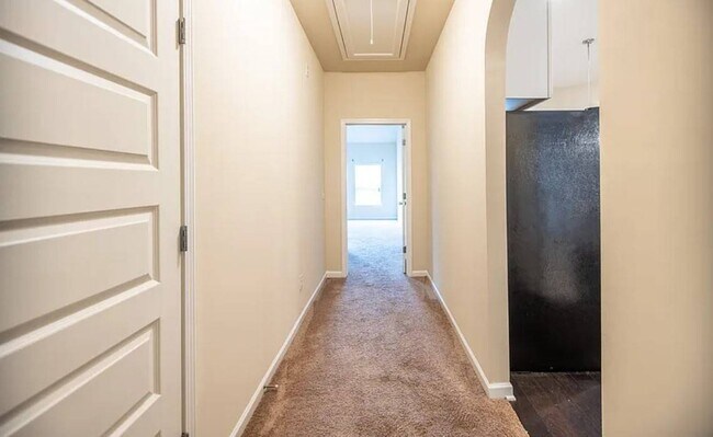 Building Photo - 6109 Mahogany Ter