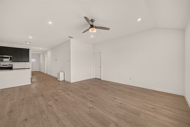 Building Photo - 3827 Pierce Pl Ln