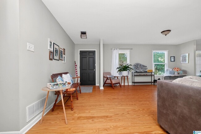 Building Photo - 1112 Blue Ridge Blvd