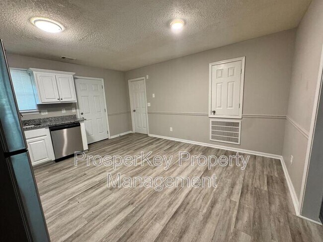 Building Photo - 144 Orchard Pass