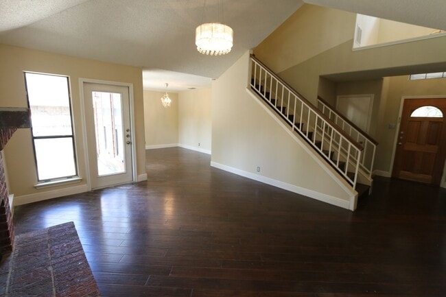 Building Photo - 25114 Summit Creek