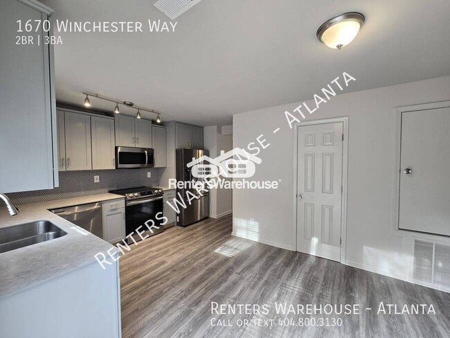 Building Photo - Charming Newly Remodeled Townhouse for Ren...