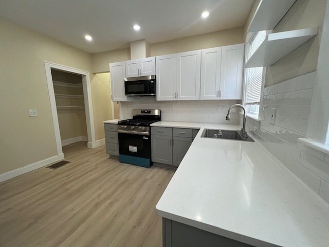 Building Photo - 24 Harlem St