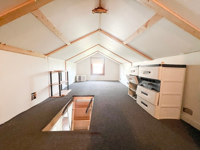 Building Photo - 11401 McCarthy Rd