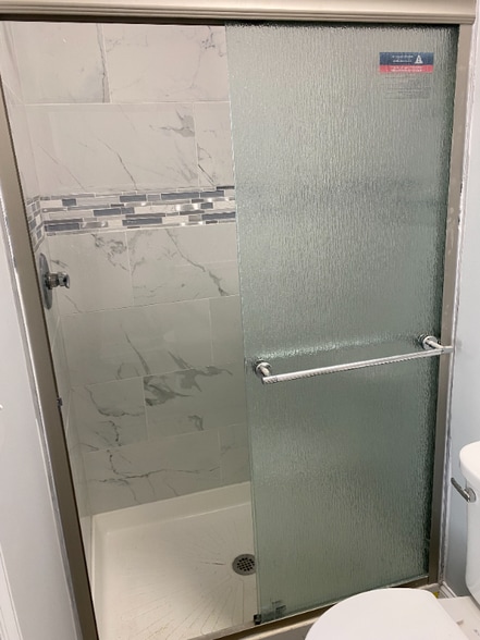 Building Photo - 4310 Ridgewood Ave