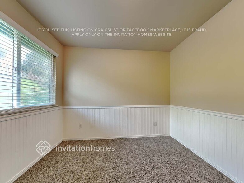 Building Photo - 206 66th Ave Ct E
