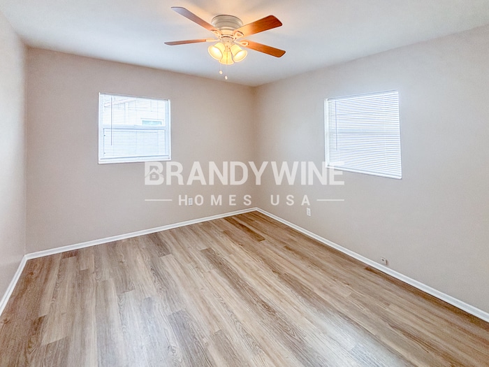 Building Photo - 7236 Darien Way