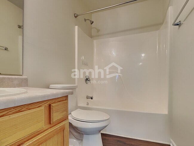 Building Photo - 3188 Bradford Pear Dr