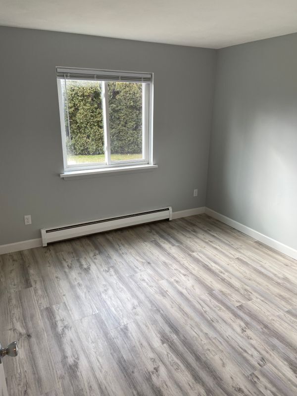 Building Photo - 11 Winston Dr