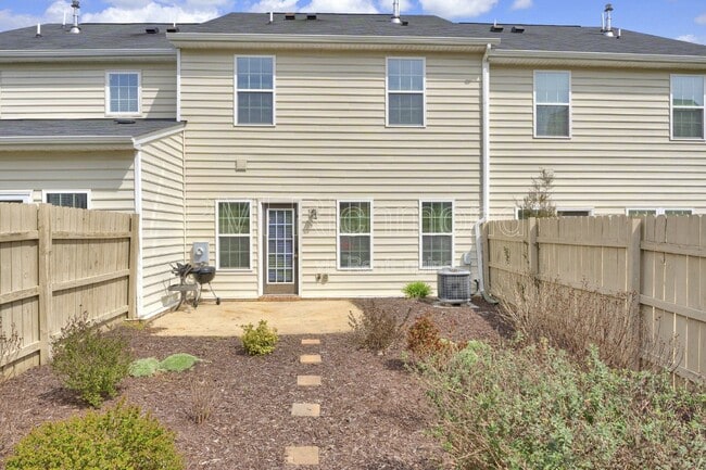 Building Photo - 7402 Smoothbore Ln