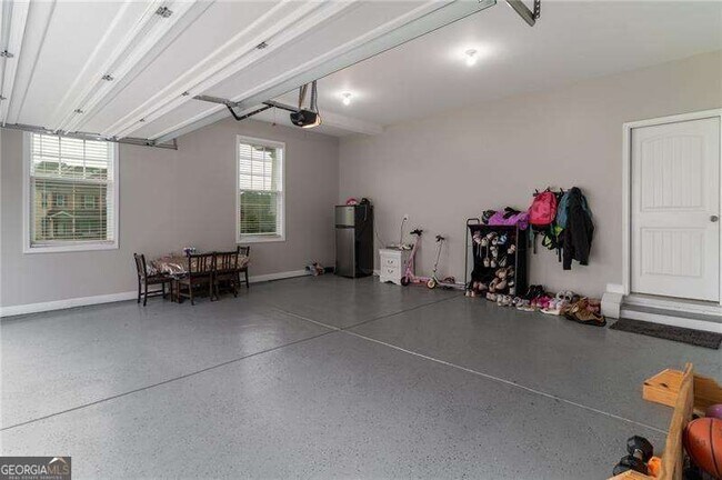 Building Photo - 301 Cochin Dr