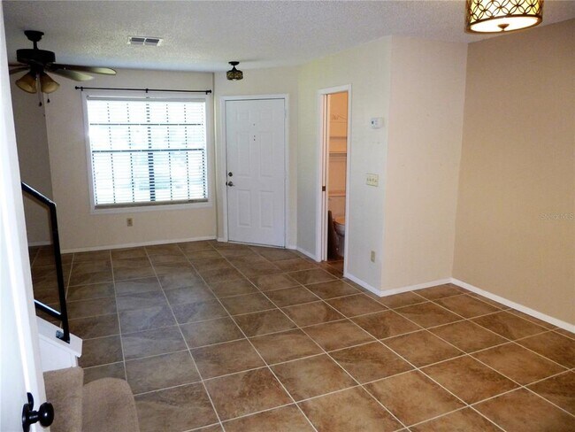 Building Photo - 2872 Wareham Ct