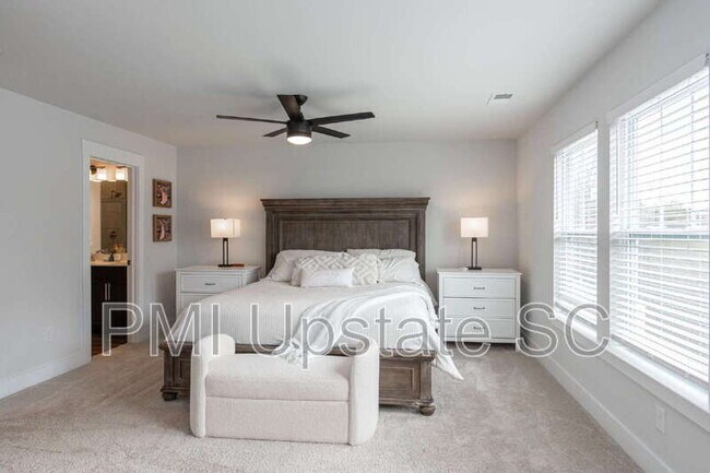 Building Photo - 1069 Millison Pl