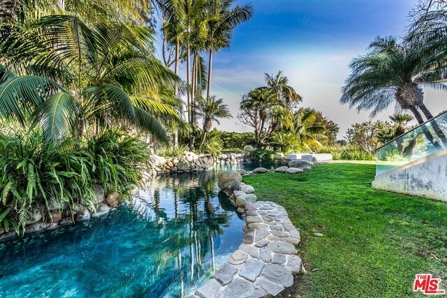 Building Photo - 28775 Sea Ranch Way
