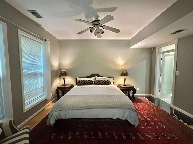 Building Photo - 2403 Shreve Hill Rd