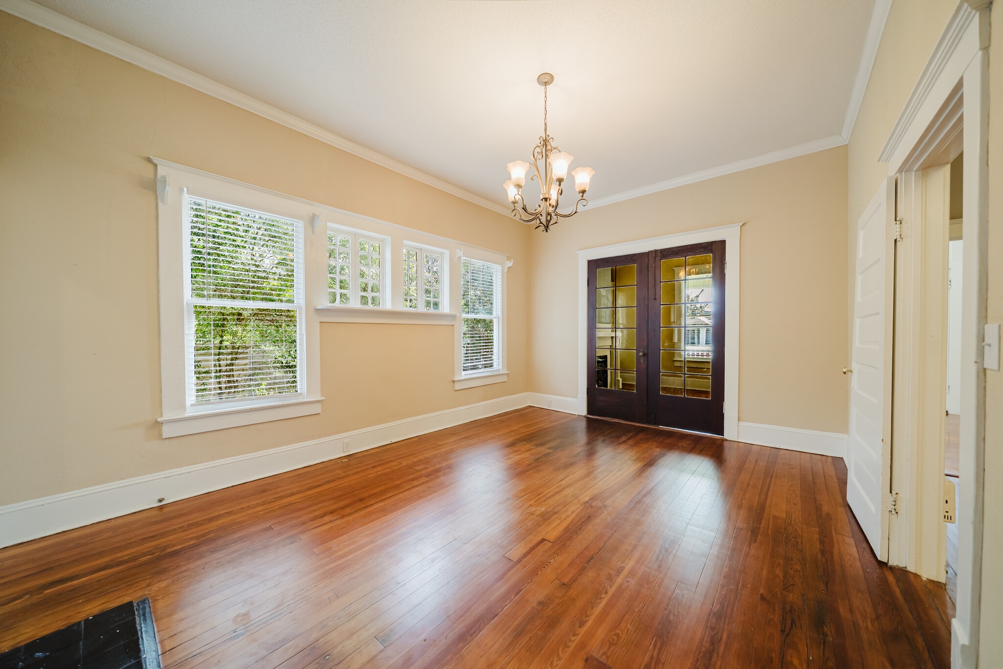 Building Photo - 2533 English Ave