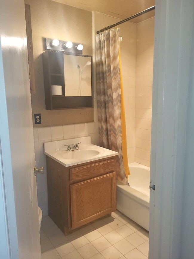 Building Photo - 11641 Andes St