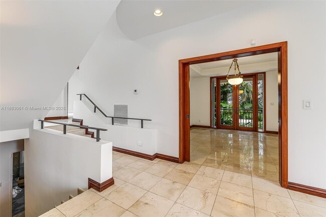 Building Photo - 184 Paloma Dr