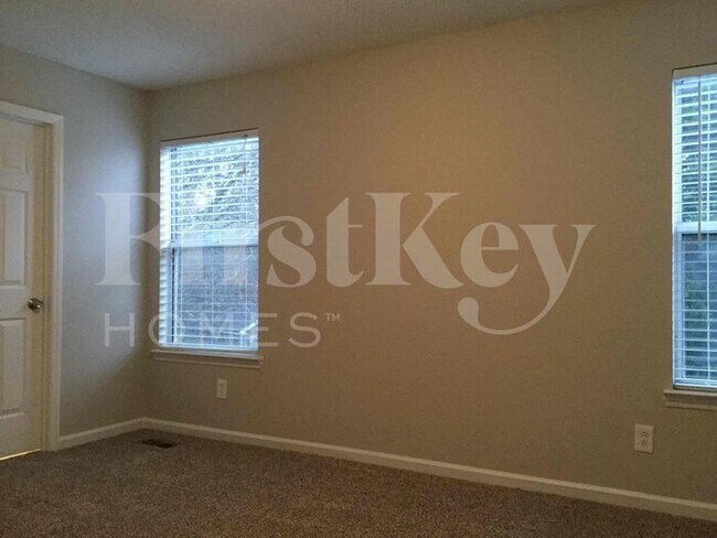 Building Photo - 13224 Greycrest Dr