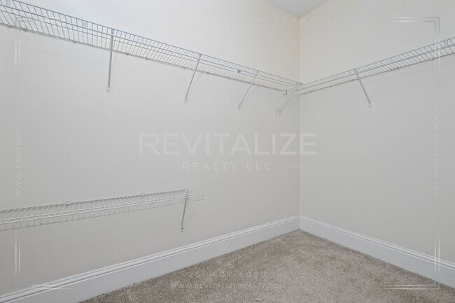 Building Photo - 11070 Courtland Ct