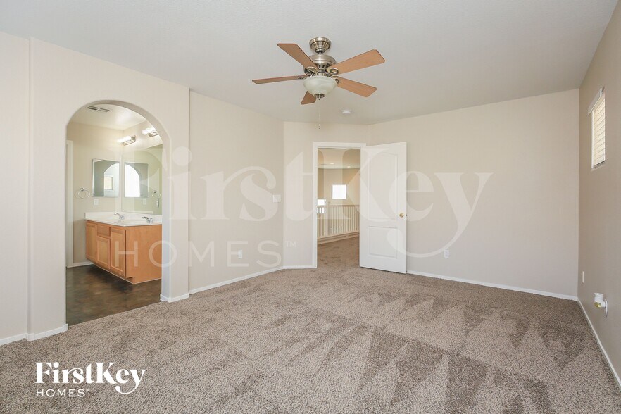 Building Photo - 9274 William Hill Ave