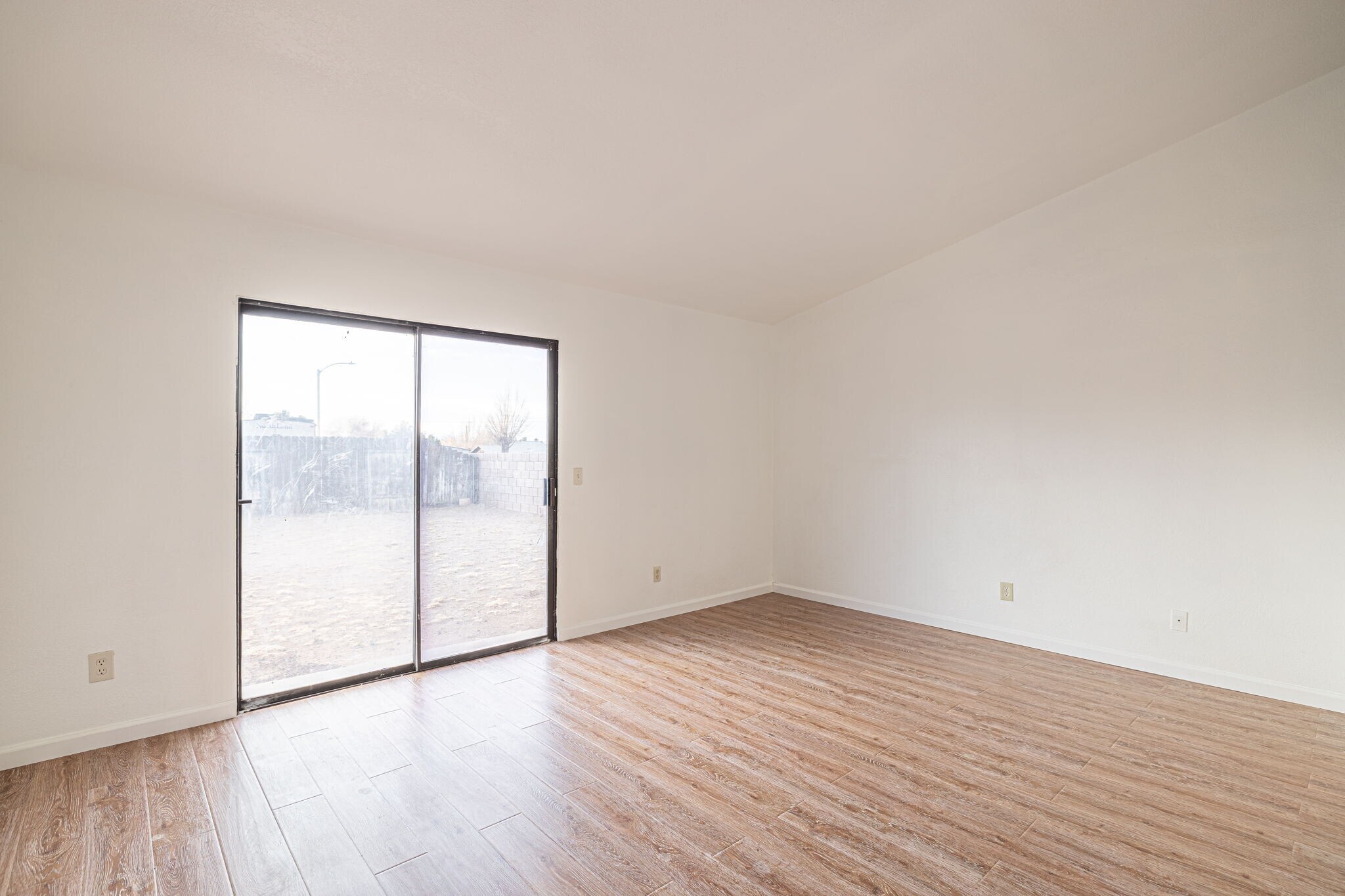 Building Photo - 38659 Angele Trumpet Ct