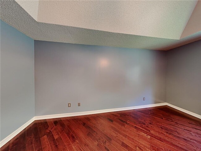 Building Photo - 2871 Wynford Dr