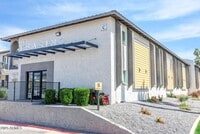 Building Photo - 2936 E Indian School Rd