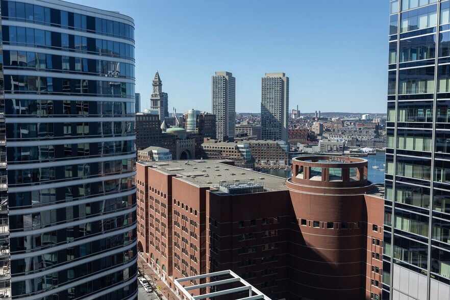 Building Photo - 5 Fan Pier Boulevard