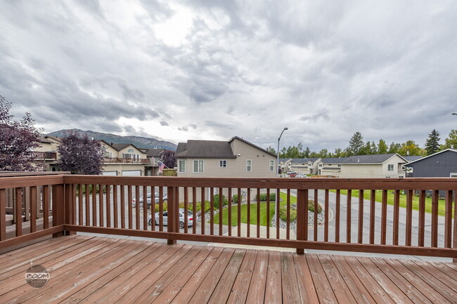 Building Photo - 11827 Falklands Dr