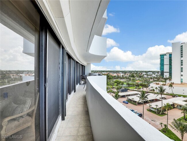 Building Photo - 4005 Gulf Shore Blvd N