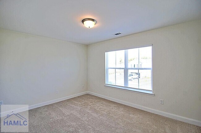 Building Photo - 151 Buckingham Dr