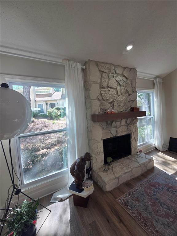 Building Photo - 603 Serramonte Dr