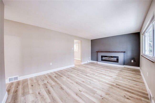 Building Photo - 2158 Reis Run Rd