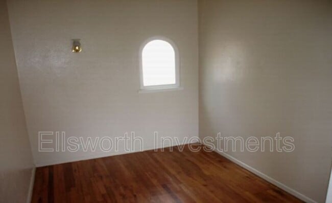 Building Photo - 3529 Park Blvd