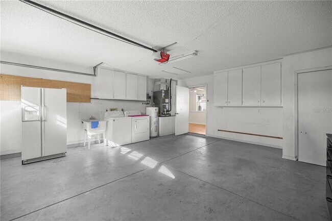 Building Photo - 8478 SW 61st Terrace Rd