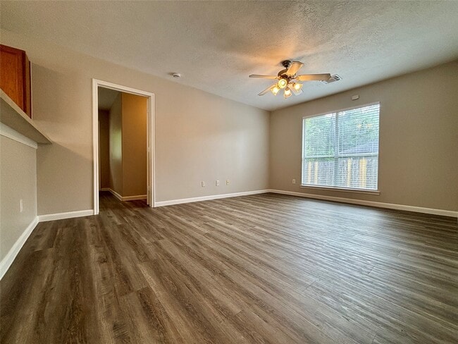 Building Photo - 8816 E Buffalo Cir