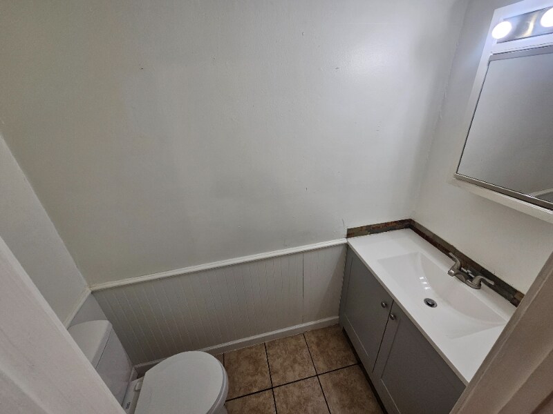 Building Photo - 1926 Martin St