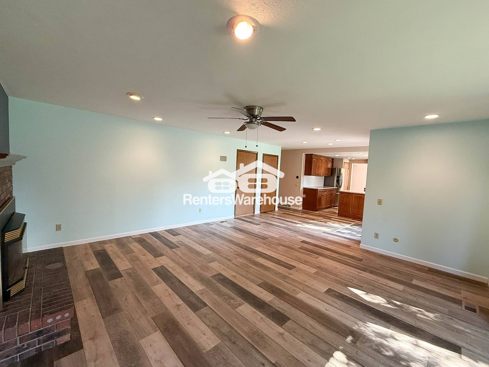 Building Photo - 6420 W 108th Ave