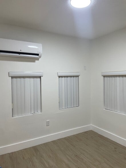 Bedroom 2 - 221 SW 9th Ave