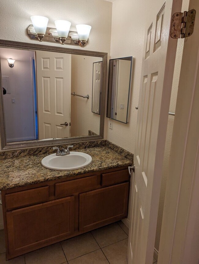 Building Photo - AMENITIES! Upstairs 1 Bed/ 1 Bath at Villl...