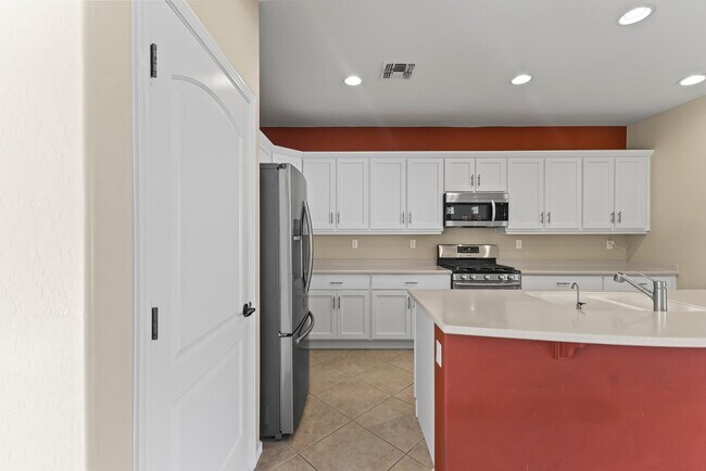 Building Photo - 12911 W Rincon Dr