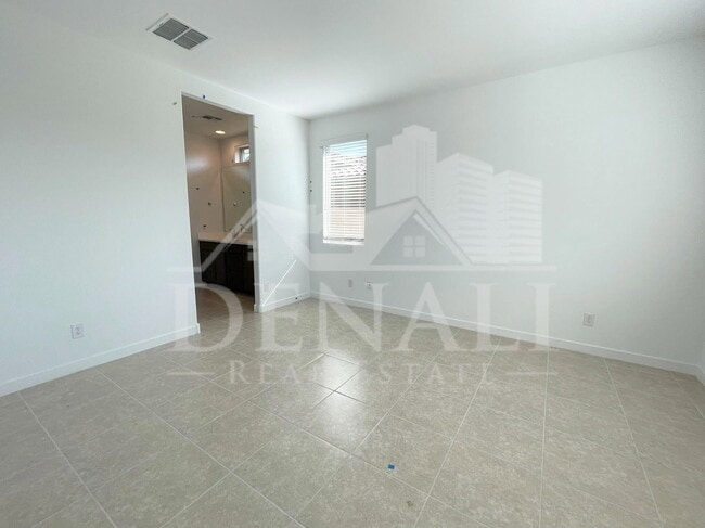 Building Photo - 11682 N 188th Dr