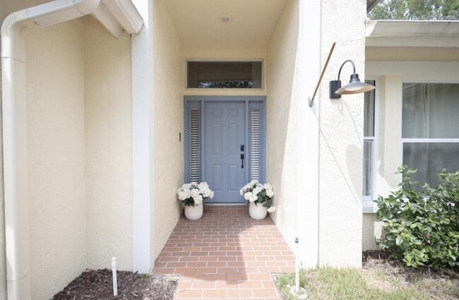Building Photo - 16104 Stowe Ct