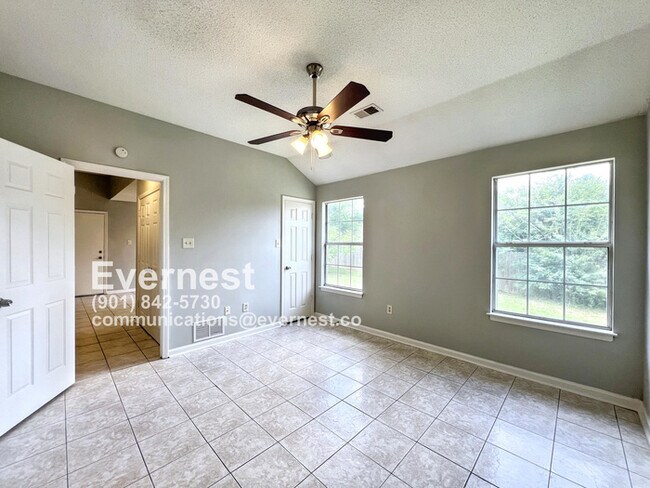 Building Photo - 4416 Elysian Dr