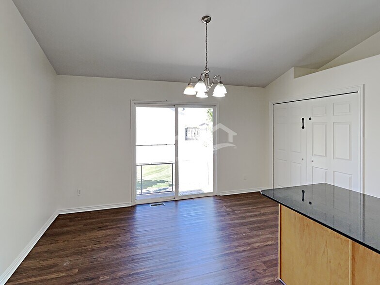 Building Photo - 4833 S 3575 W