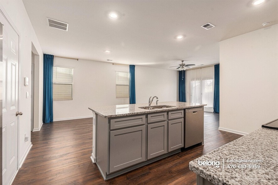 Building Photo - 11992 Conrad Cir