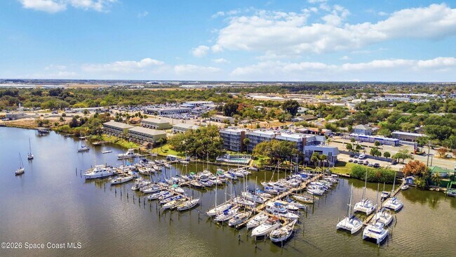 Building Photo - 905 N Harbor City Blvd